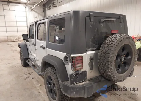 2010 Jeep Wrangler Unlimited Sport z USA, uszkodzony, nr VIN 1J4BA3H16AL207992